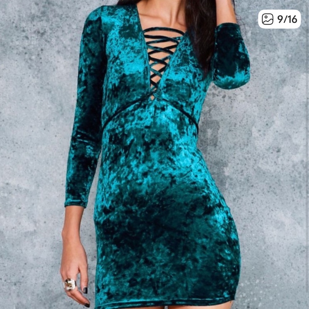 Blackmilk Teal Velvet Long Sleeve Dress